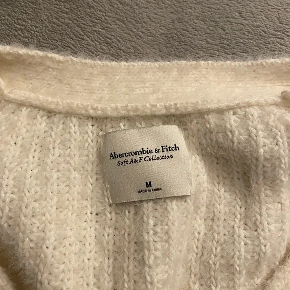 White Ribbed Knit Cardigan - Picture 4 of 4